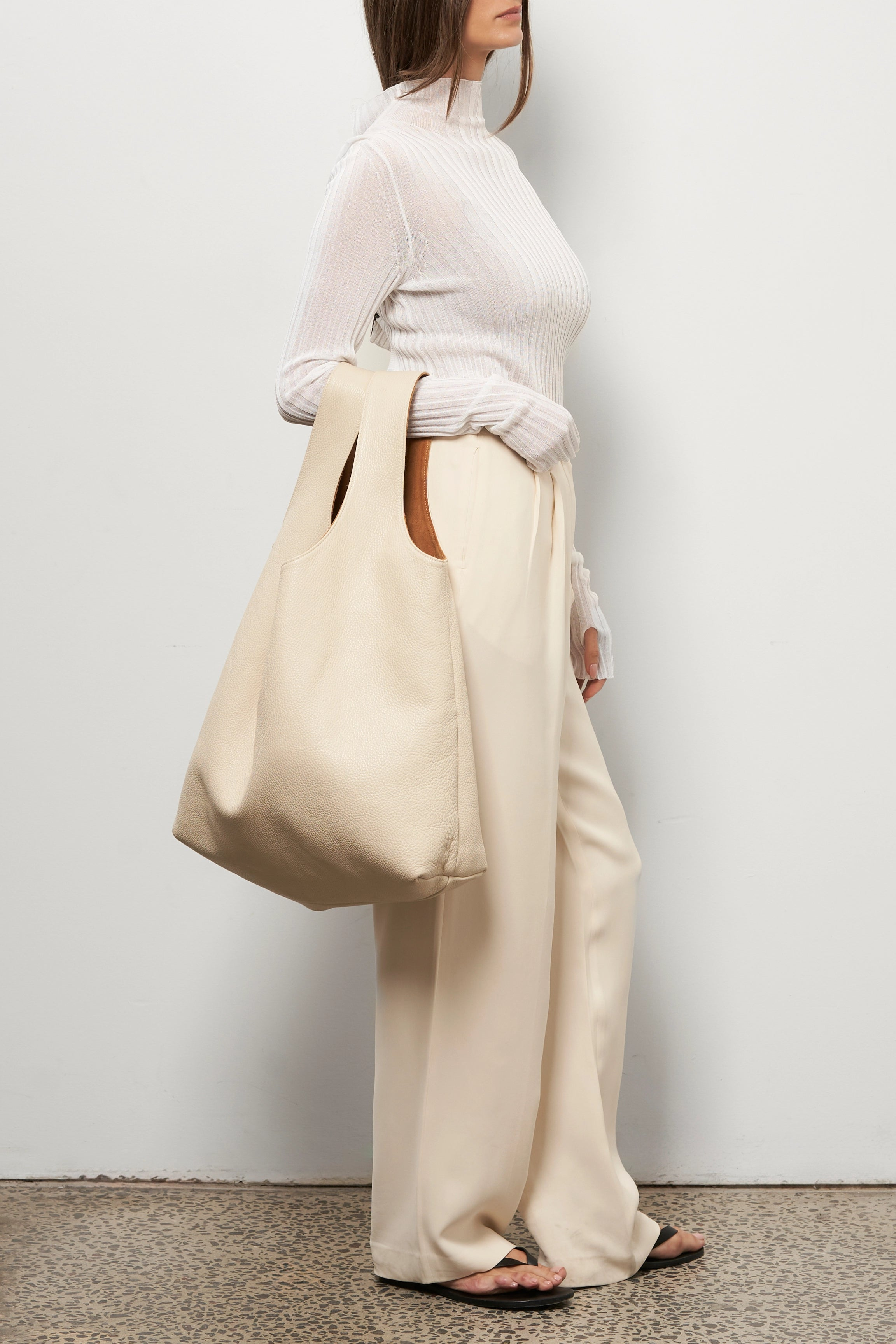 Reversible Sack Tote Bag in Grain White Wash