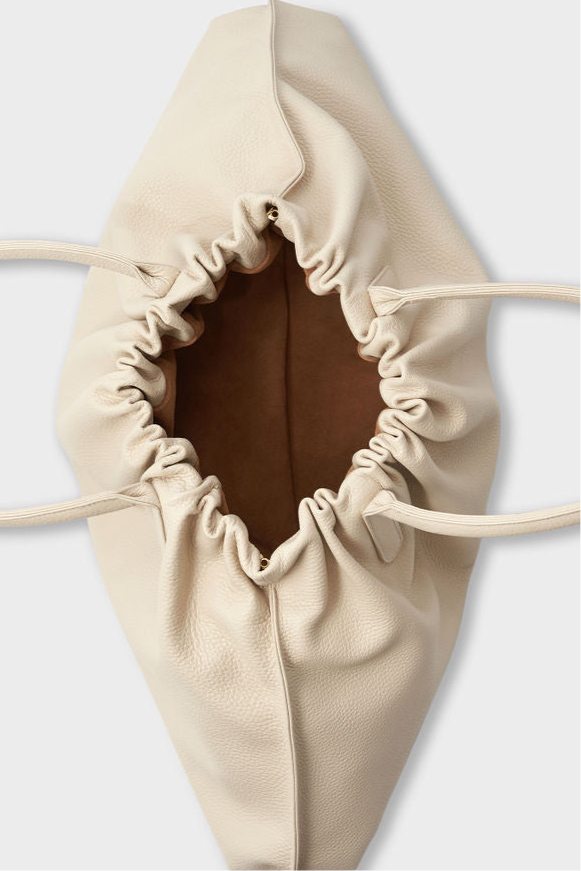 Big Cloud Shoulder Bag in Grain White Wash