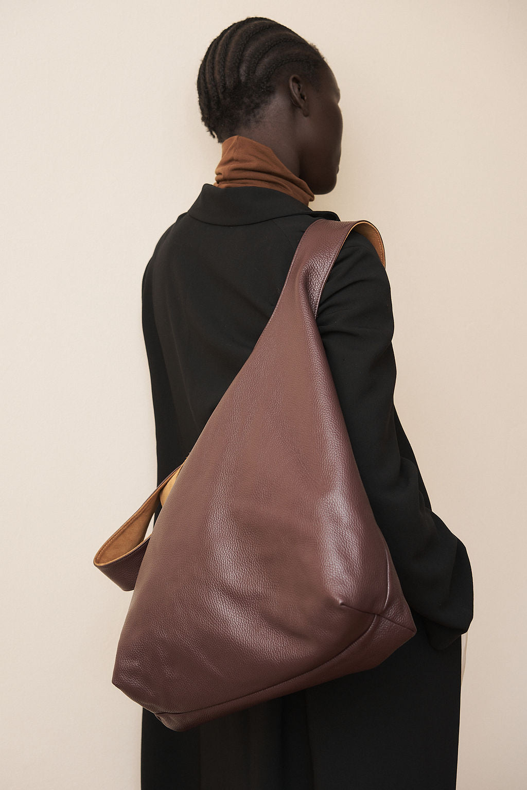 Reversible Sack Tote II in Grain Burgundy