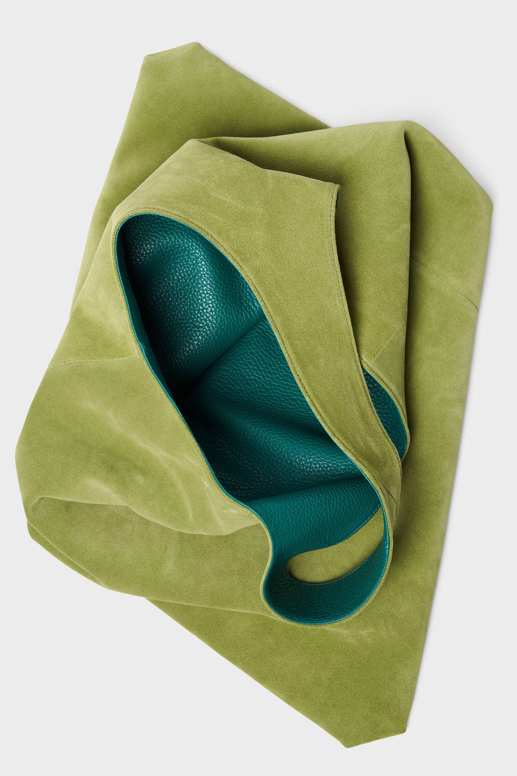 Large Reversible Lightning Sack in Suede Matcha