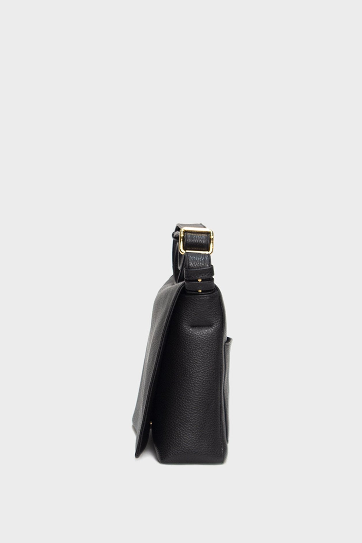 Encase Day Grain Black