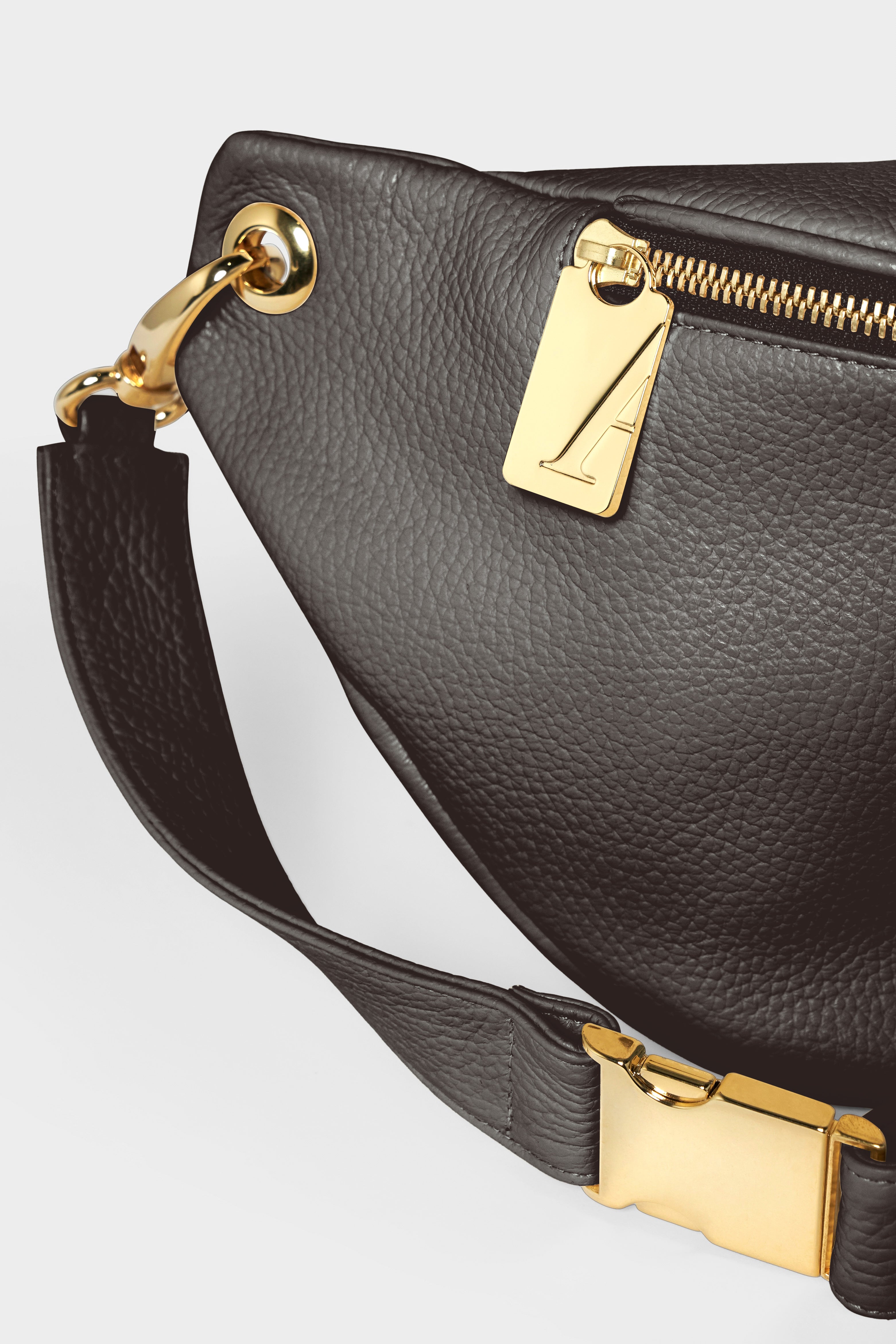 Creators Crescent Bum Bag in Grain Dark Brown