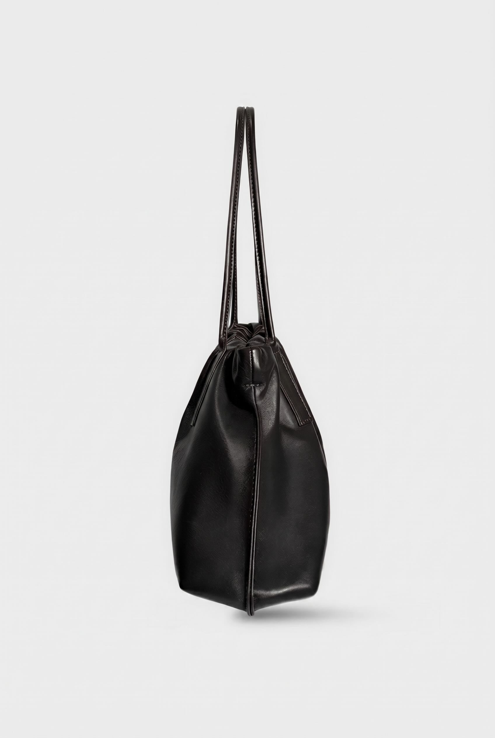 Cloud Shoulder Bag II in Smooth Black