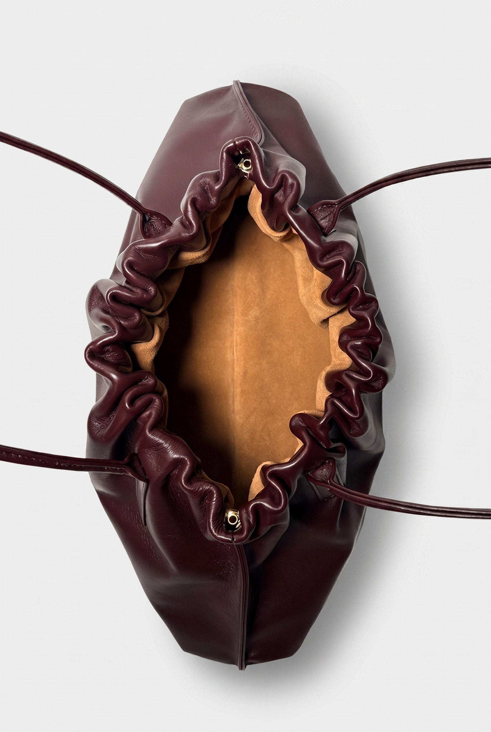 Cloud Shoulder Bag II in Smooth Burgundy