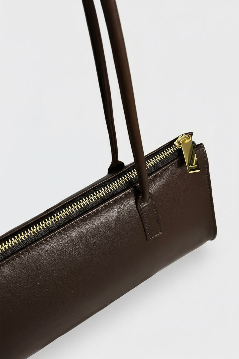 Cylinder Shoulder in Smooth Dark Brown