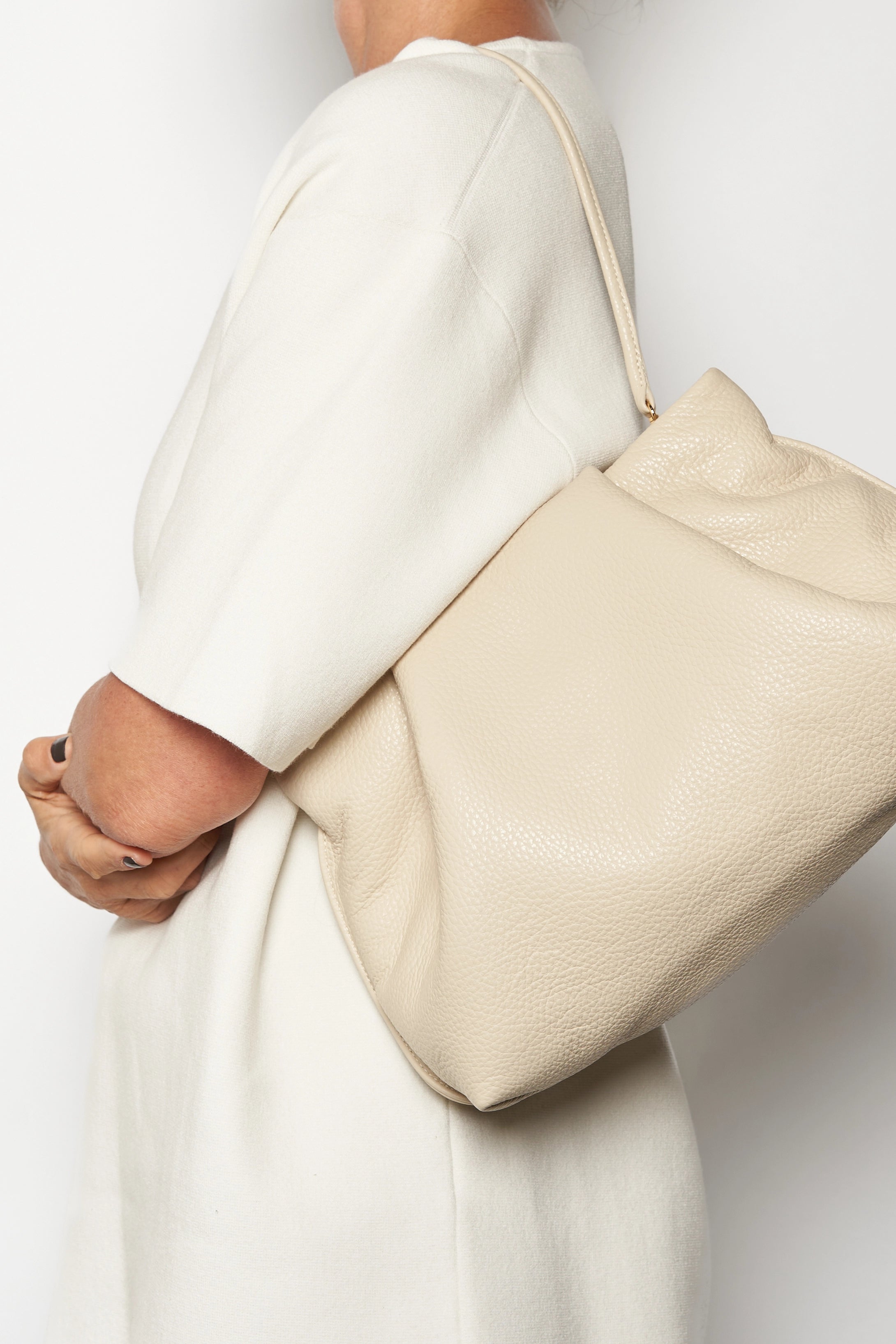 Fold Clutch in Grain White Wash