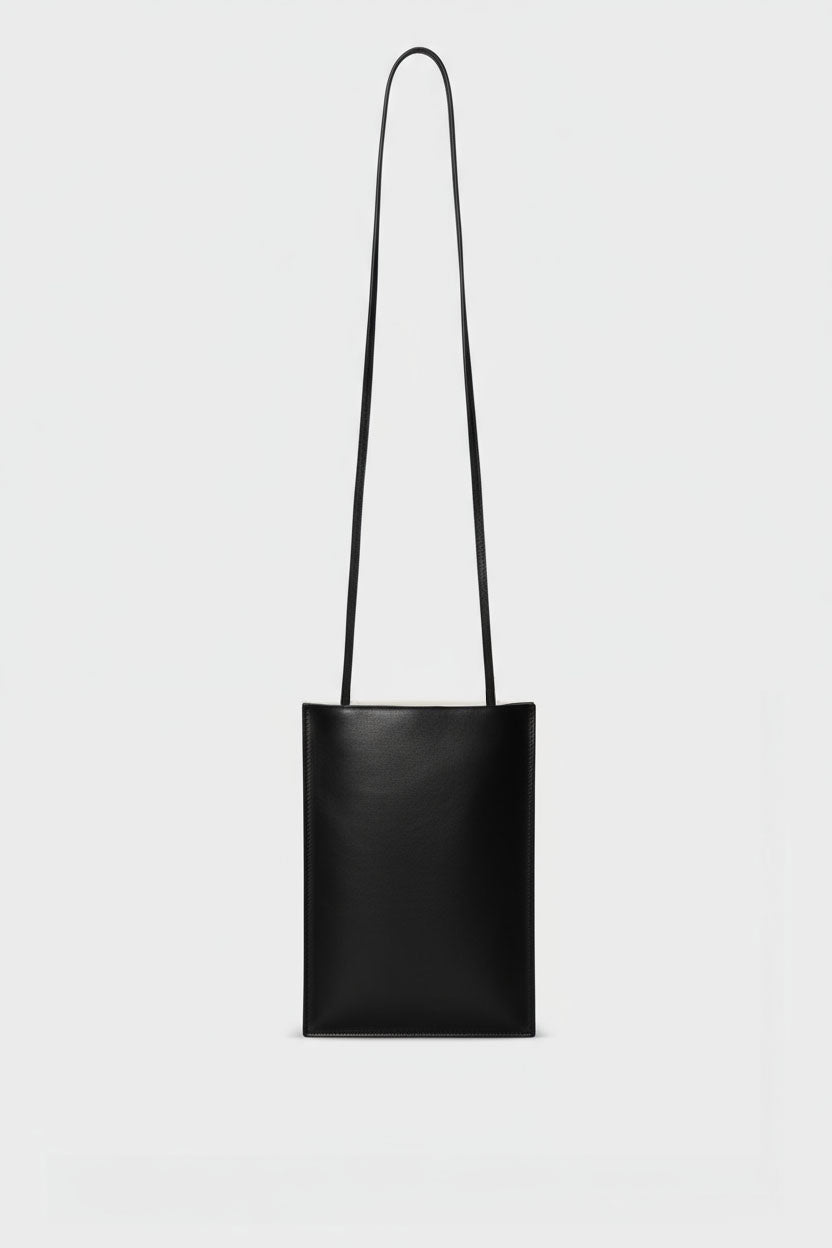Flat Bag in Black and White
