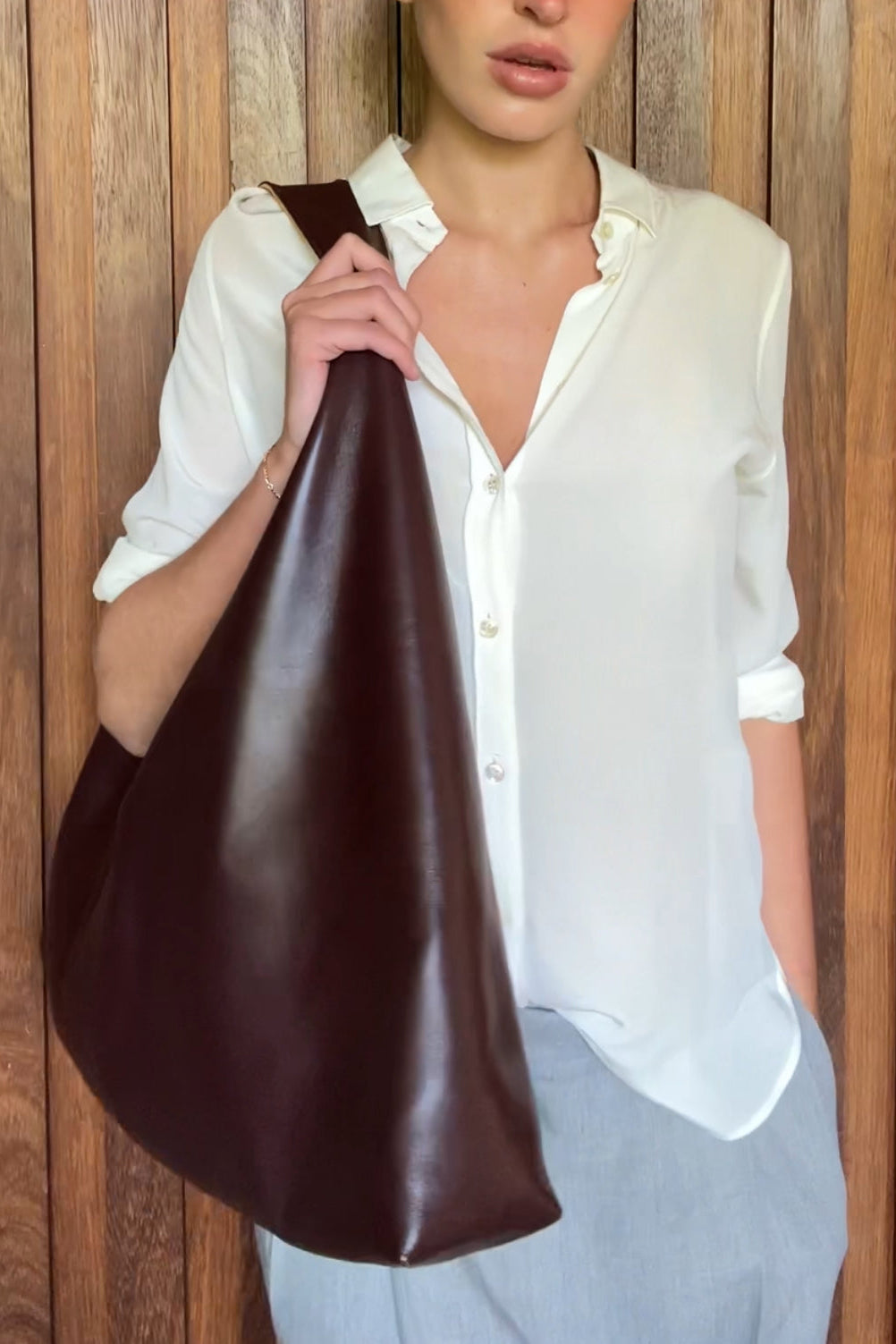 Large Triangle Sack in Smooth Burgundy