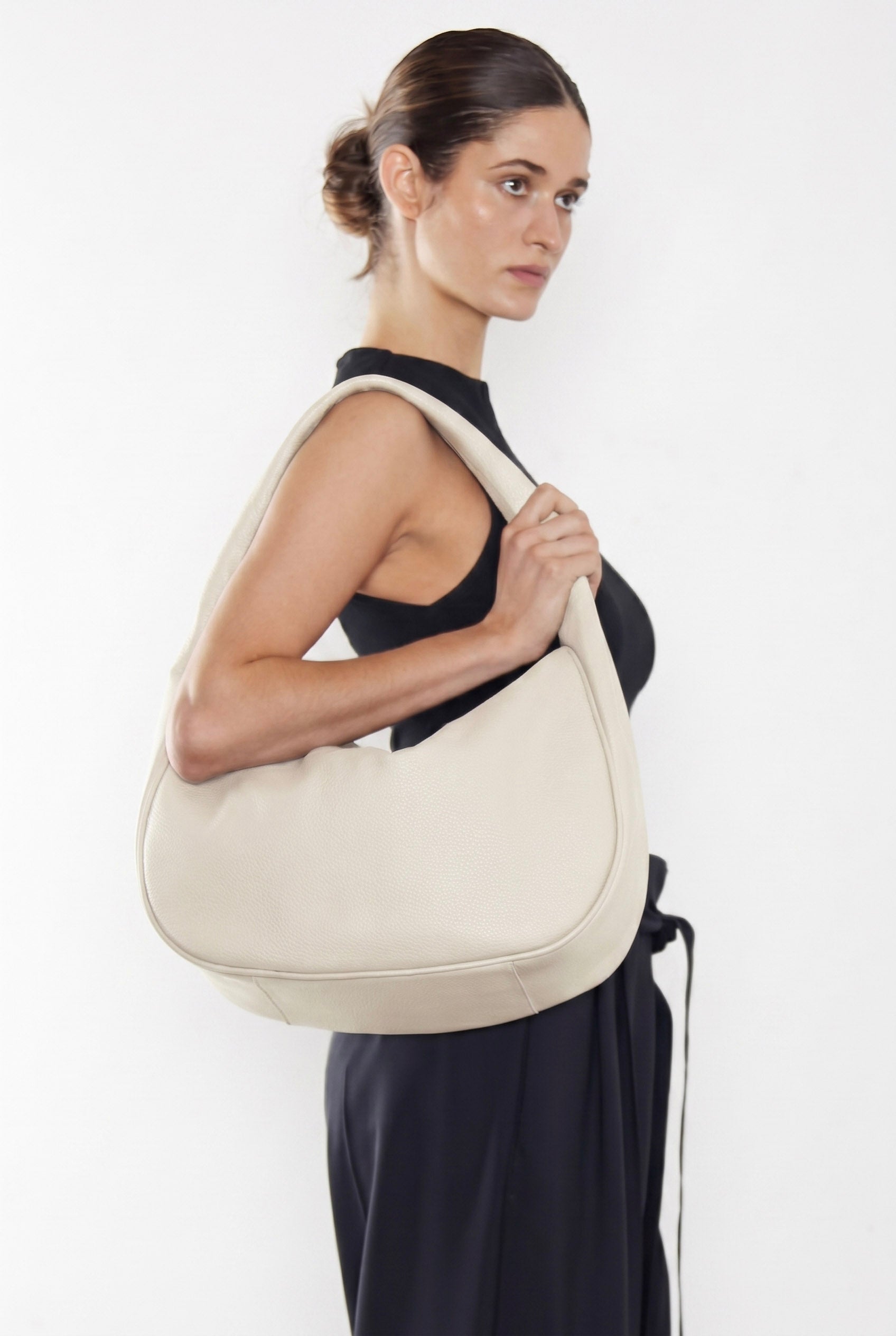 Halo Day Shoulder Bag in Grain White Wash