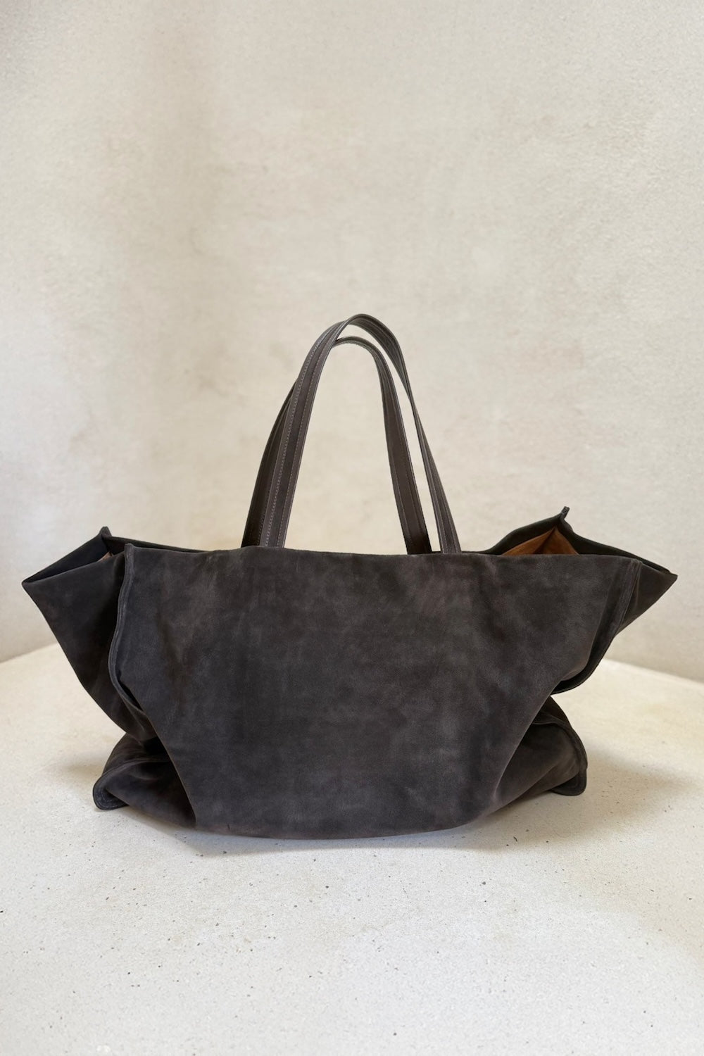 Jumbo Deluxe Tote Bag in Suede Brown