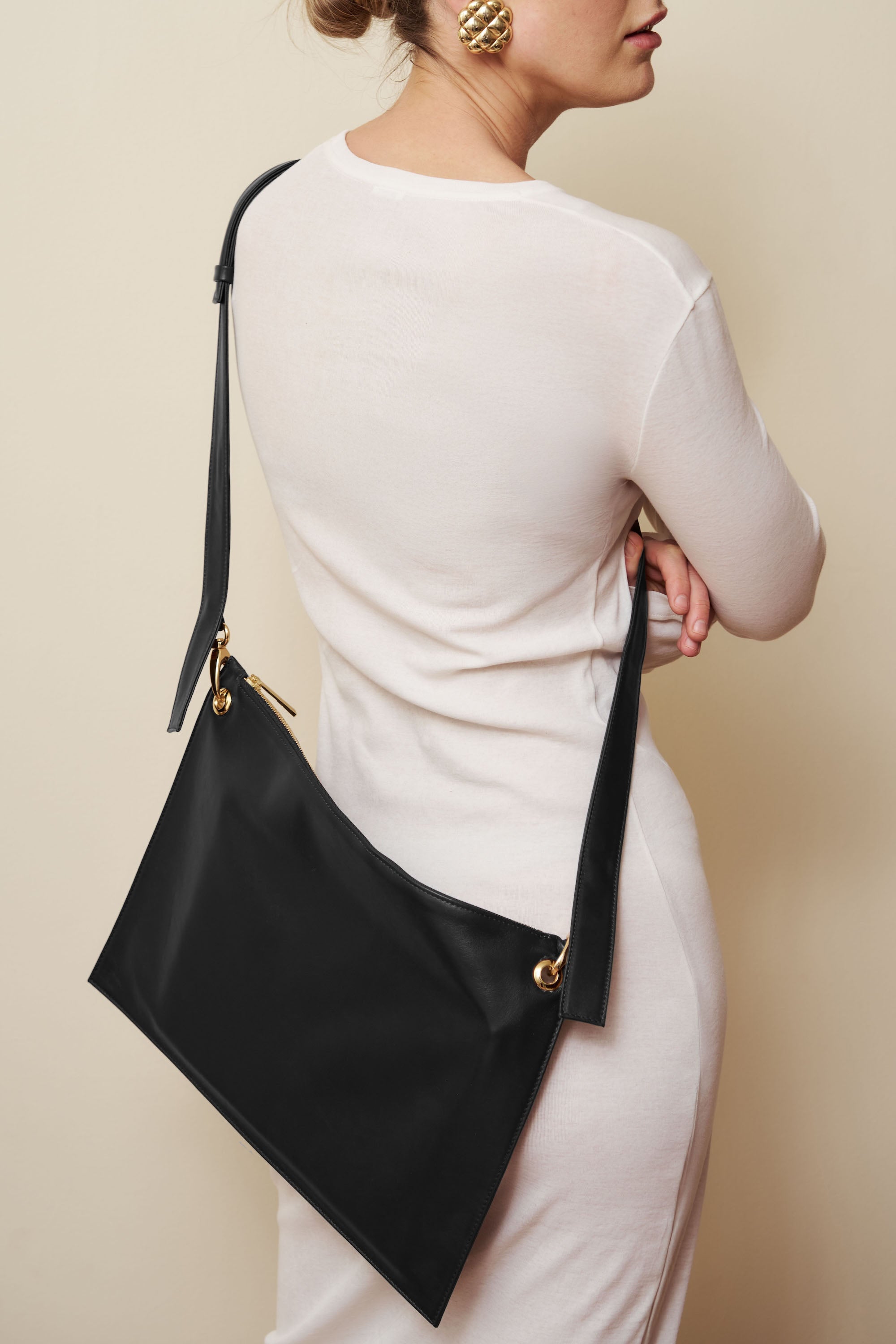 Crossbody Laptop Sleeve in Smooth Black