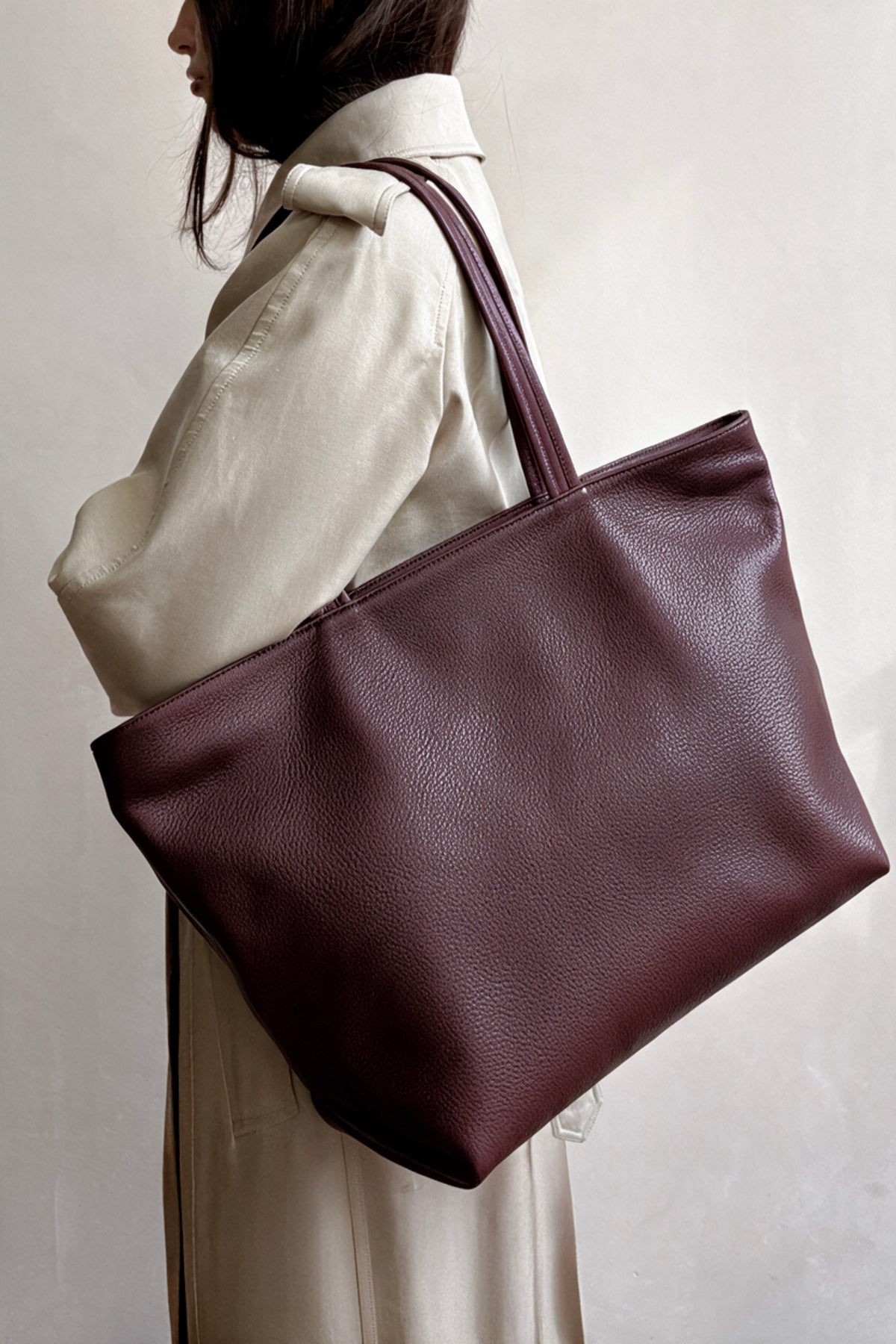 Large Simple Fold Tote in Grain Burgundy