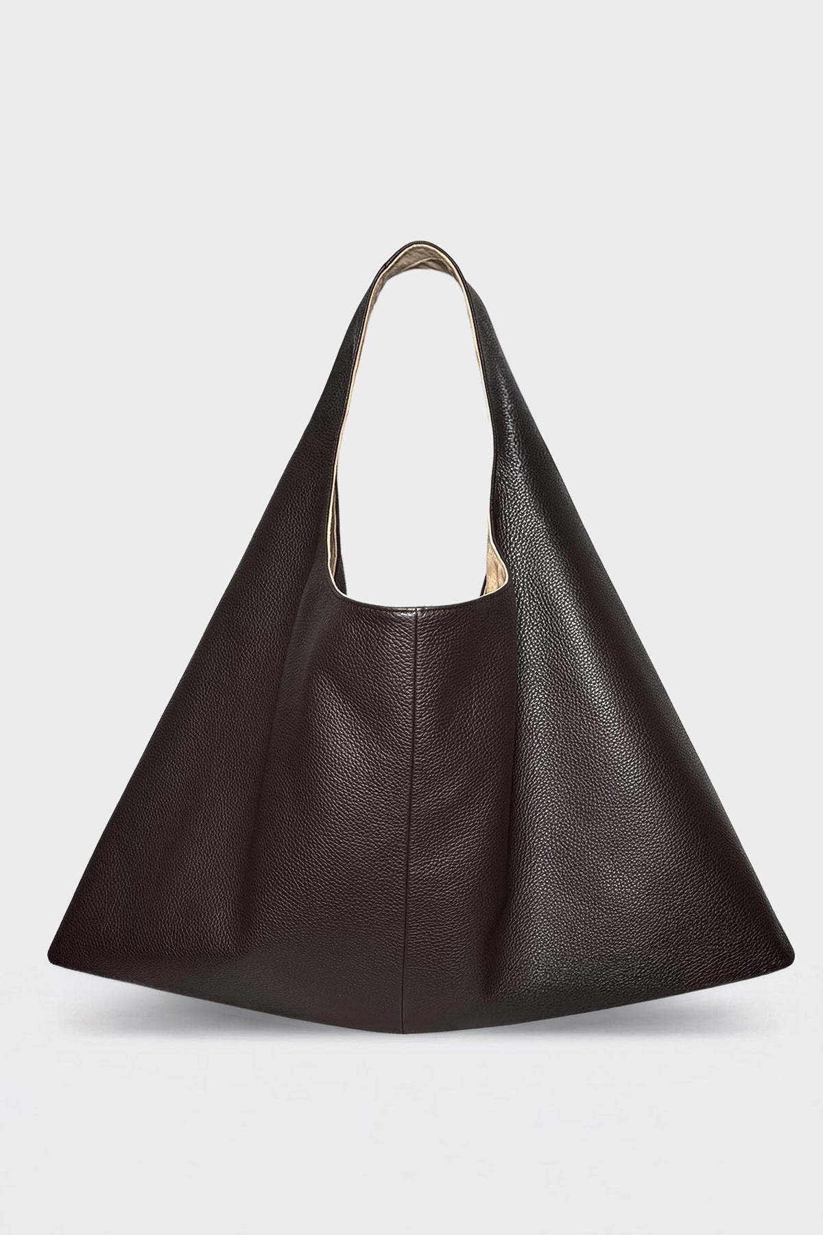 Large Triangle Sack in Grain Dark Brown