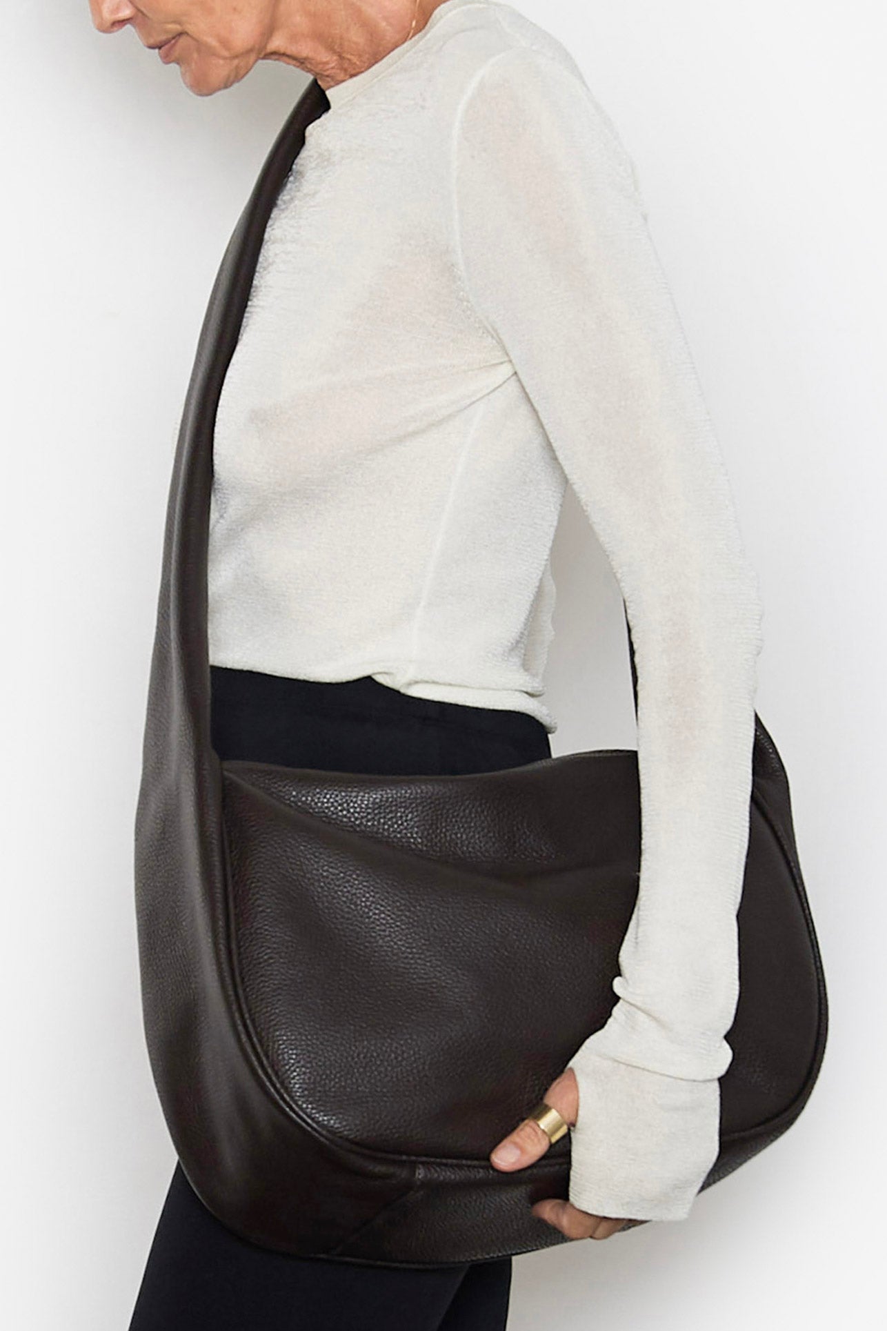 Halo Day Crossbody Bag in Grain Dark Brown