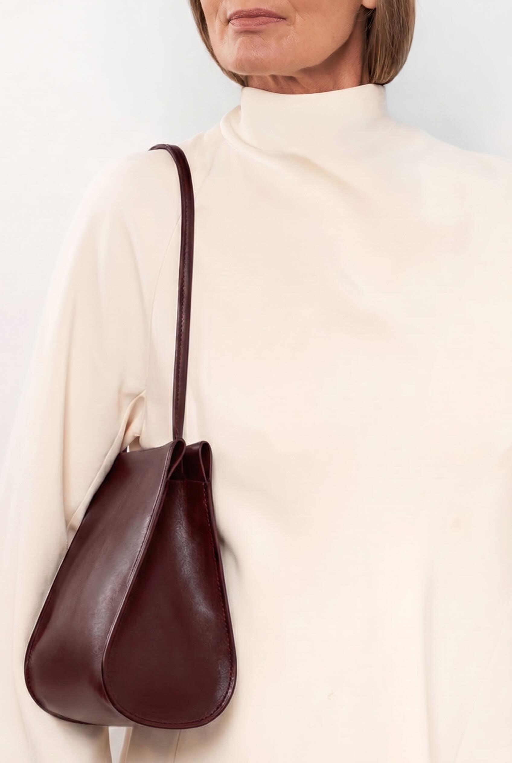 Teardrop Clutch in Smooth Burgundy