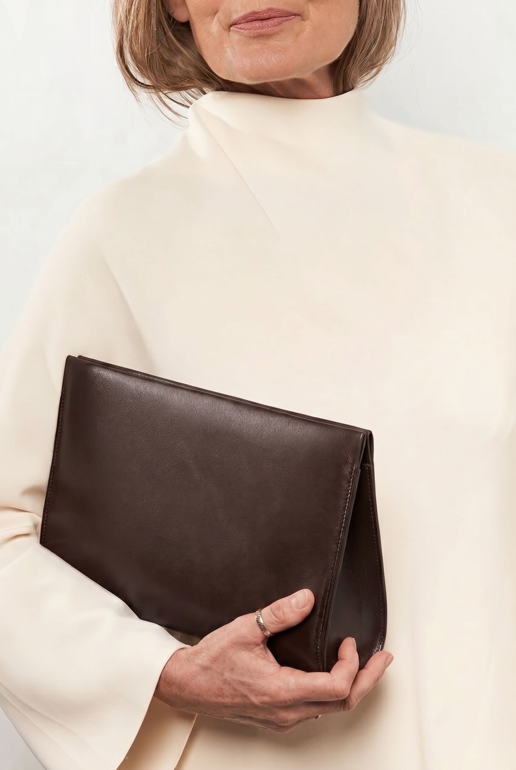 Teardrop Clutch in Smooth Dark Brown