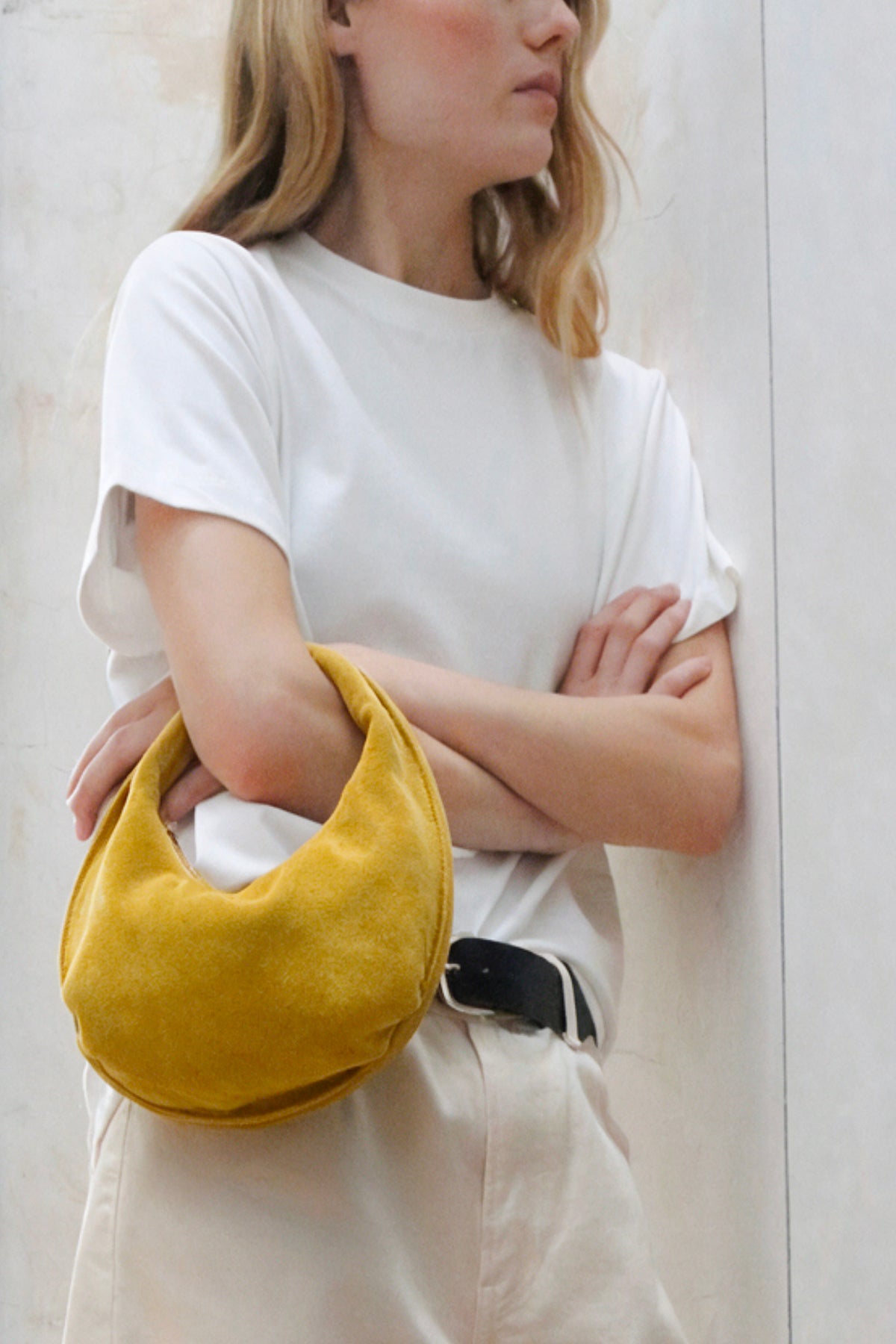 Mini Moon in Suede Ochre