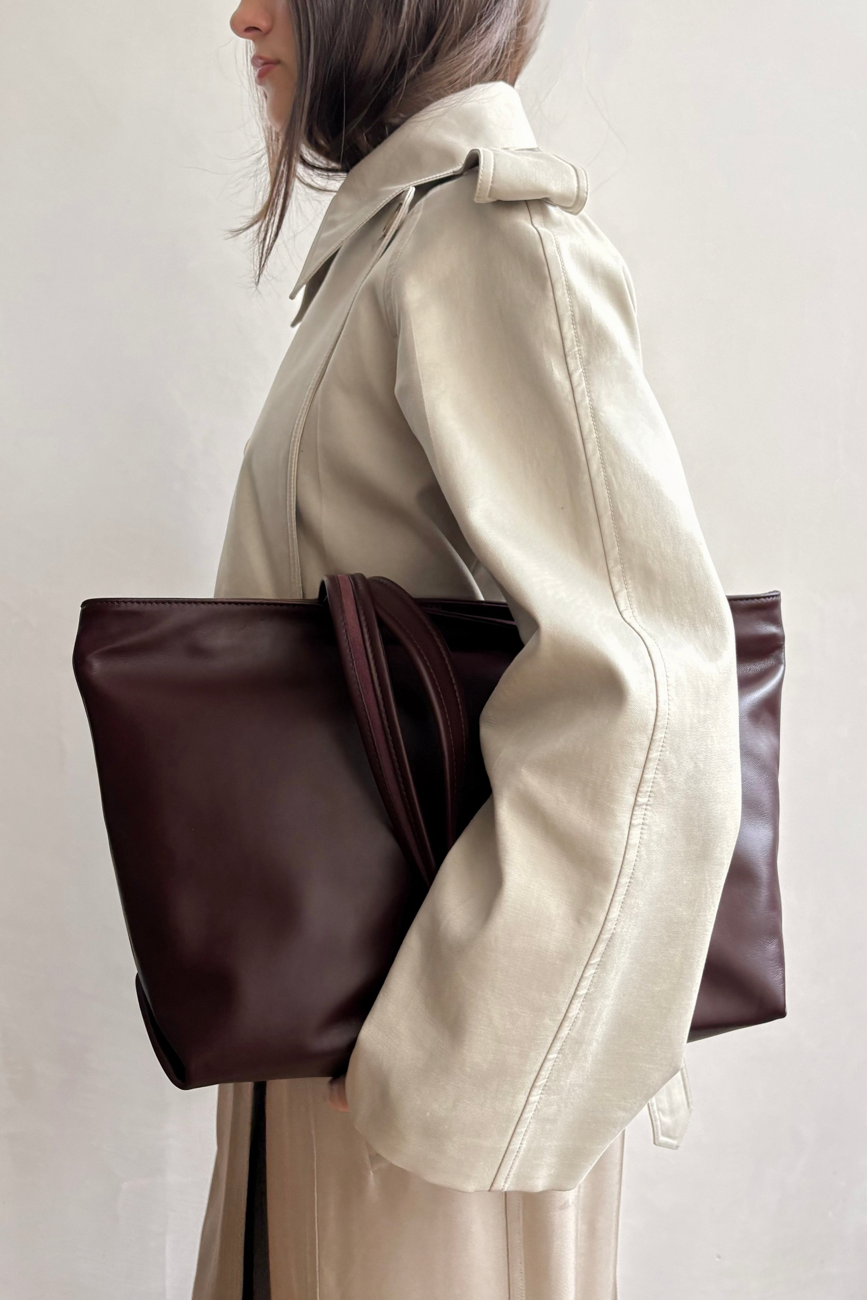 Simple Fold Tote in Smooth Burgundy