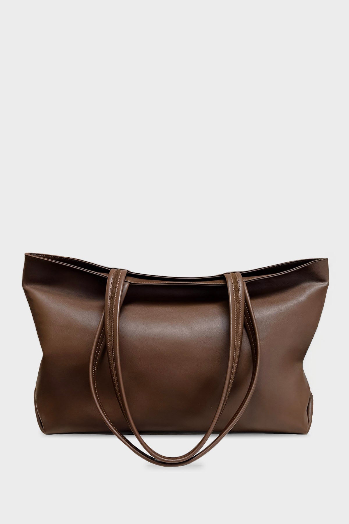 Simple Fold Tote in Smooth Chestnut