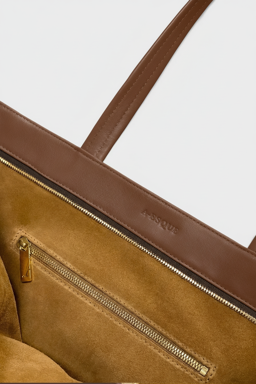 Large Simple Fold Tote in Smooth Chestnut