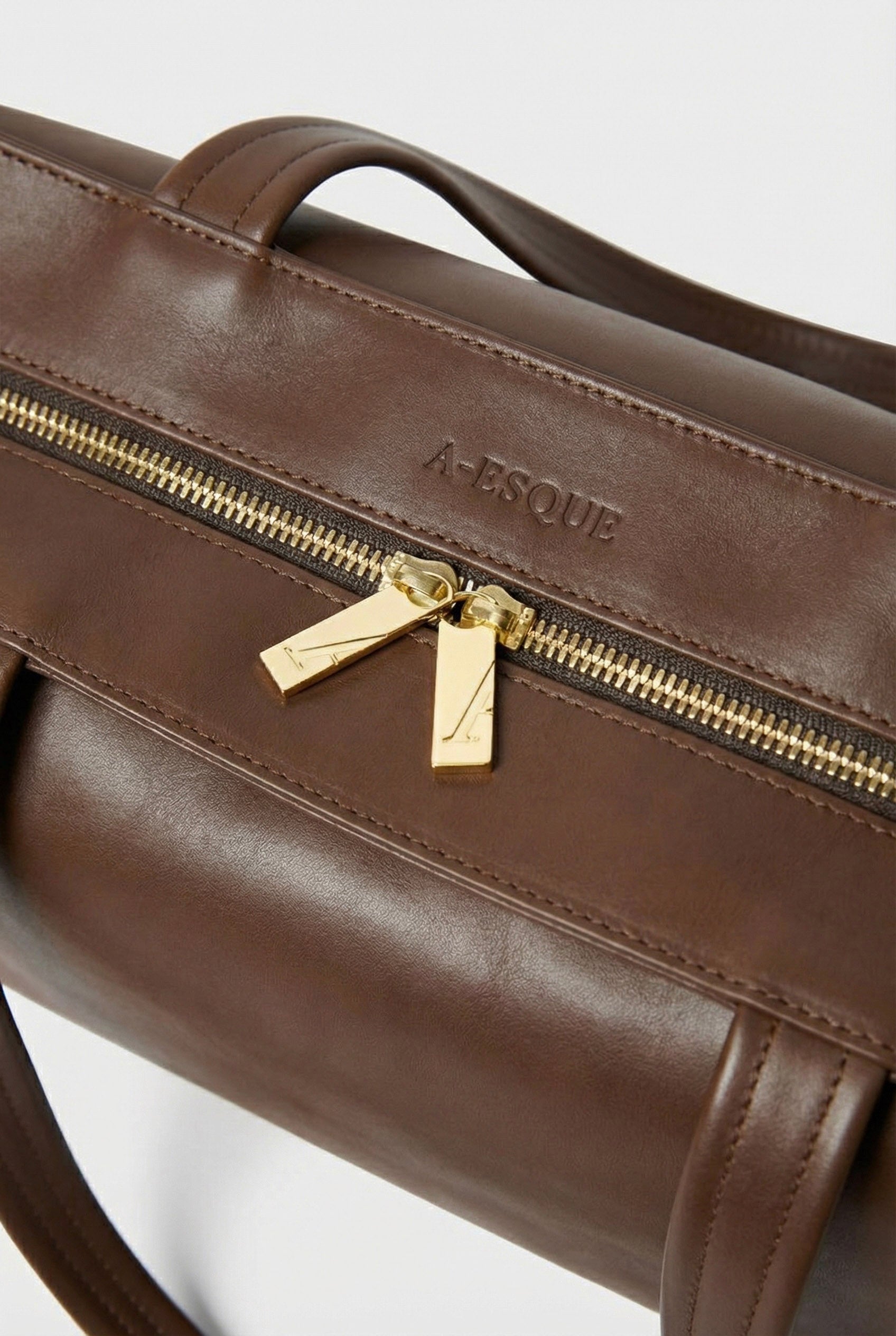 Large Simple Fold Tote in Smooth Chestnut