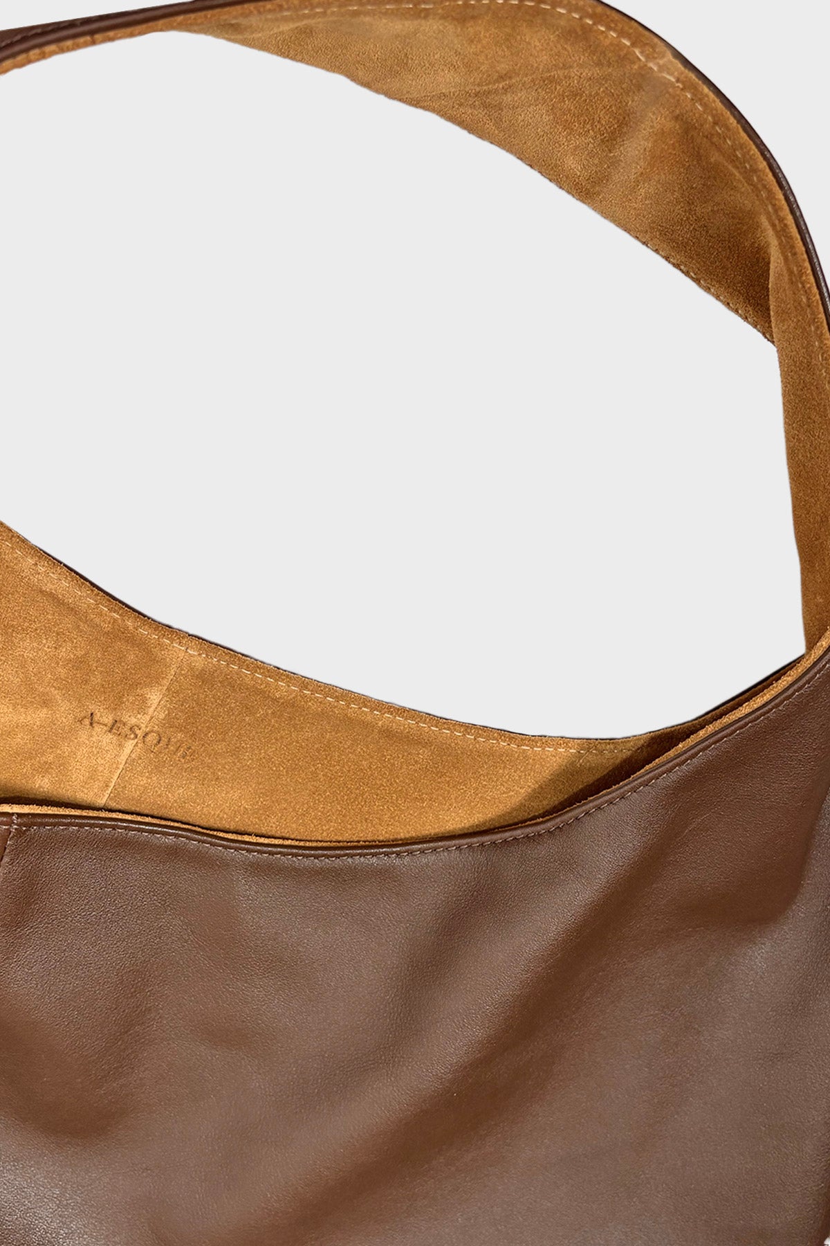 Large Triangle Sack in Smooth Chestnut