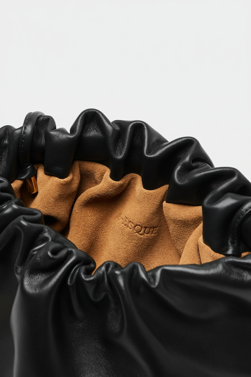 Puffa in Smooth Black