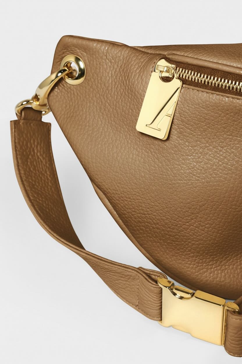Creators Crescent in Grain Beige