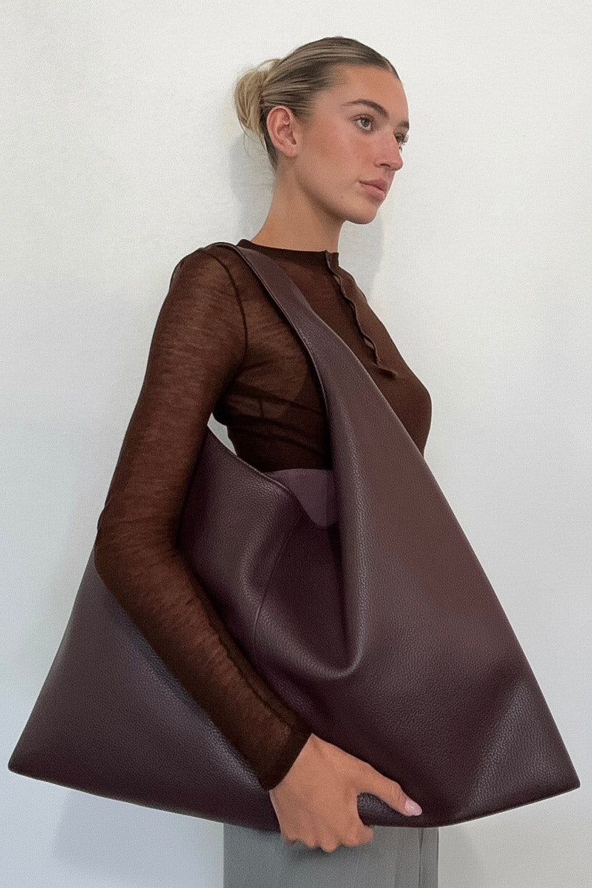 Large Triangle Sack in Grain Burgundy