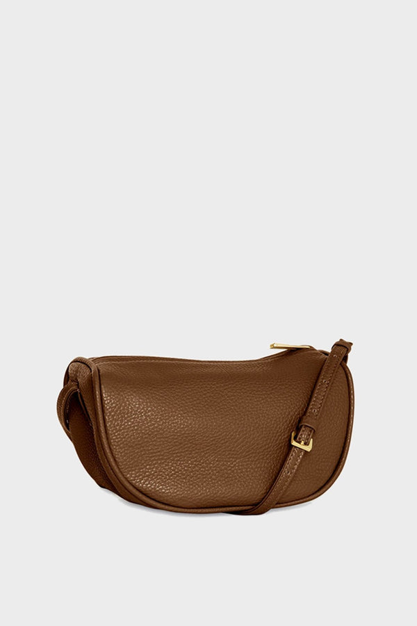 Small Saddle Shoulder Bag in Grain Brown