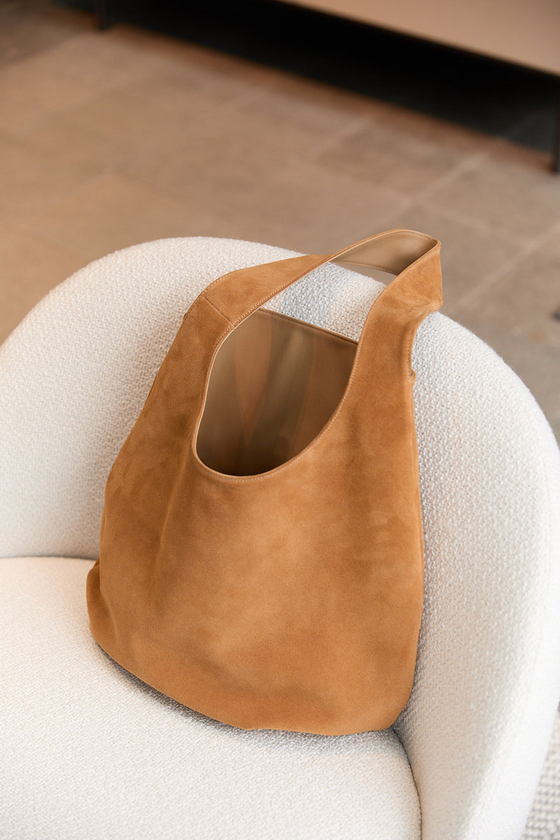 One Hobo Bag in Suede Tan