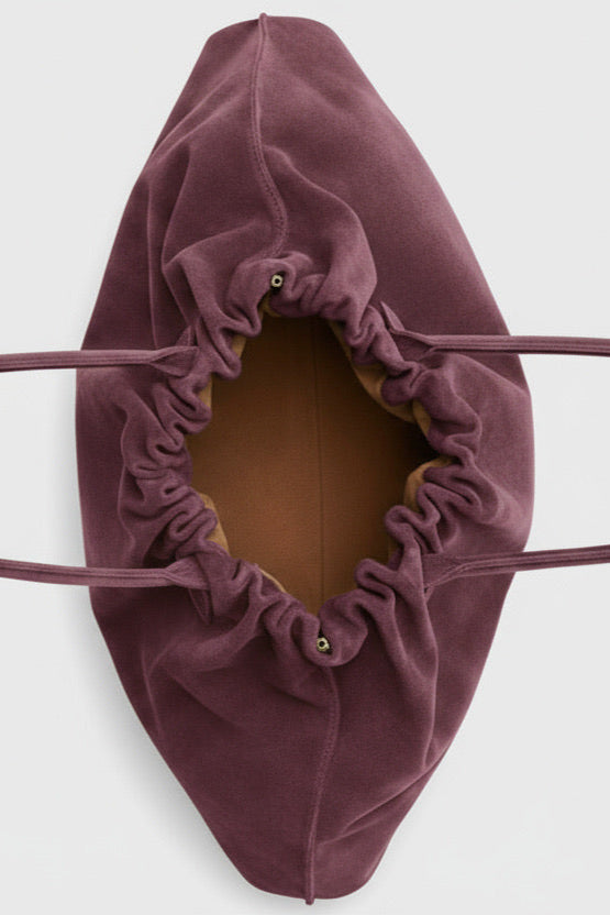 Big Cloud Shoulder Bag in Suede Plum