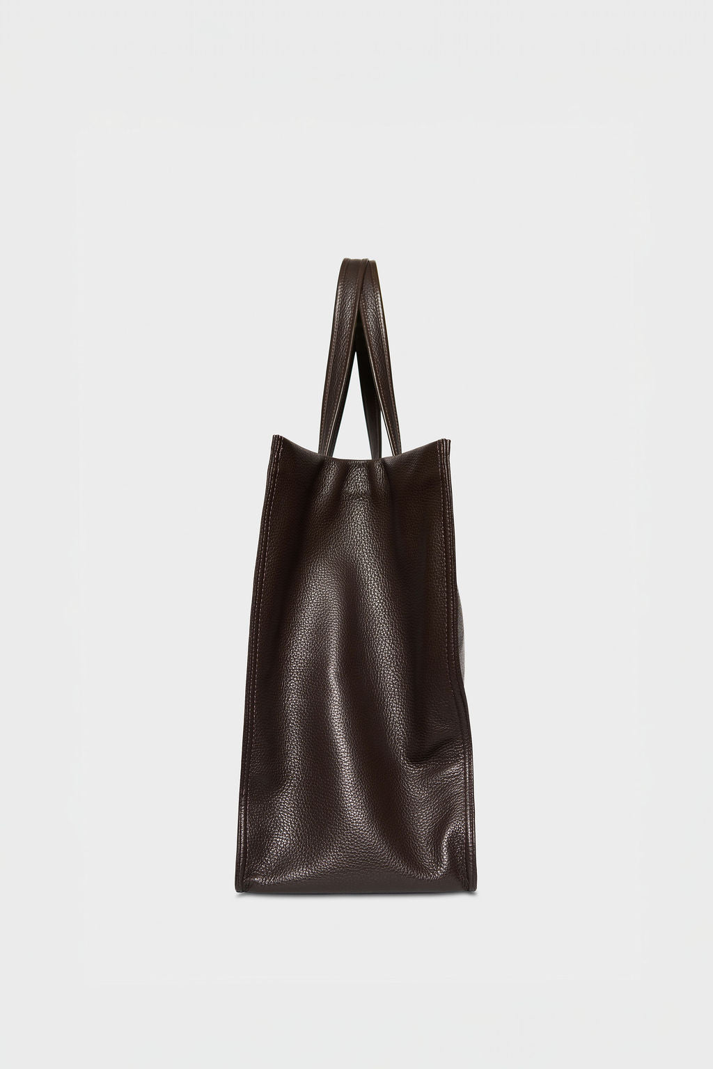 Jumbo Deluxe Tote Bag in Grain Dark Brown