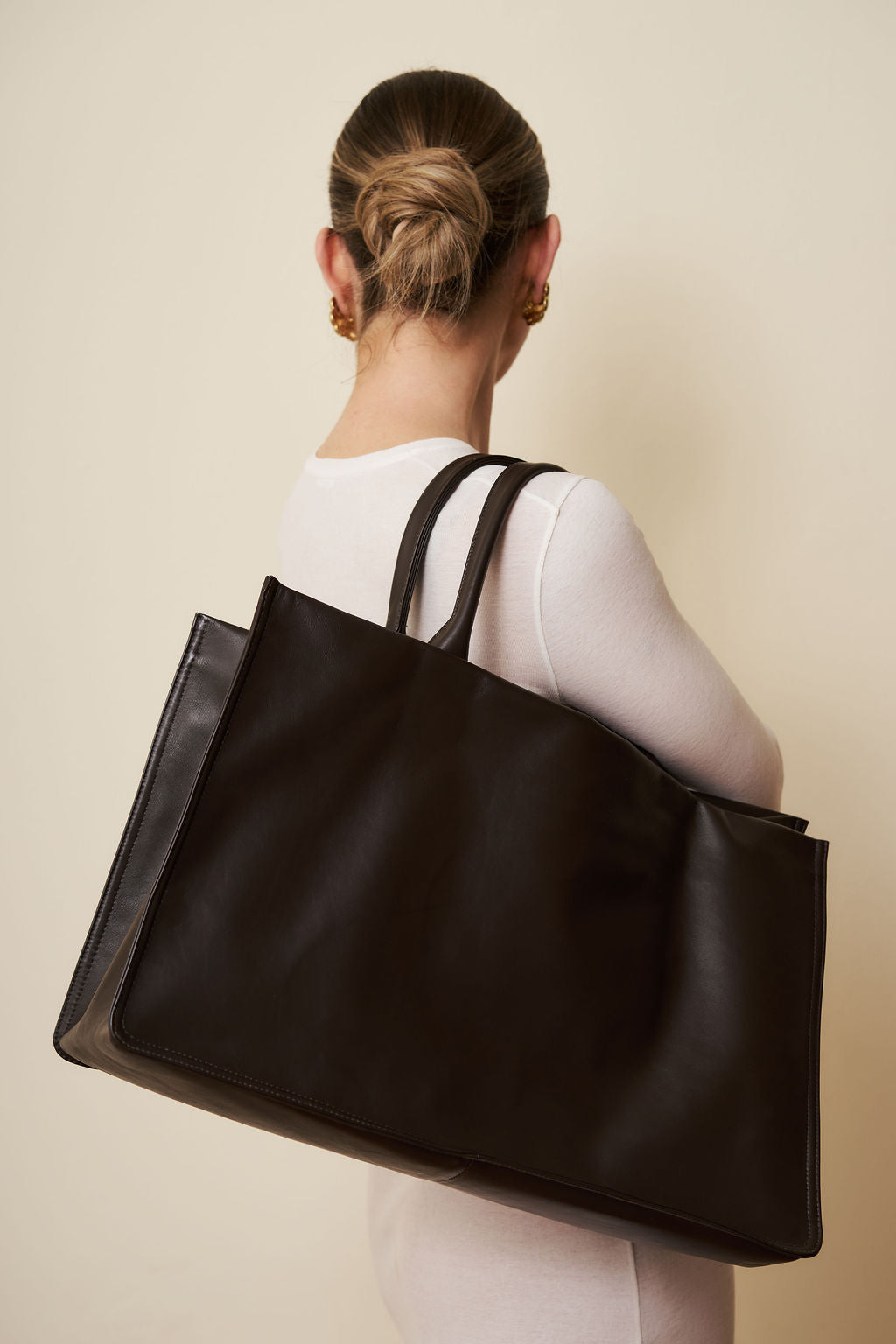 Junior Suite Tote Bag in Smooth Dark Brown