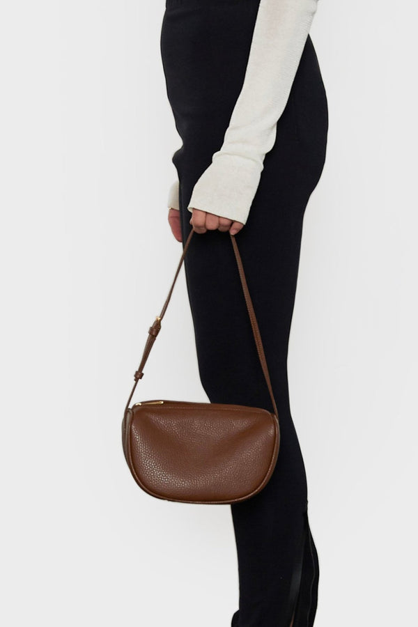 Small Saddle Shoulder Bag in Grain Brown