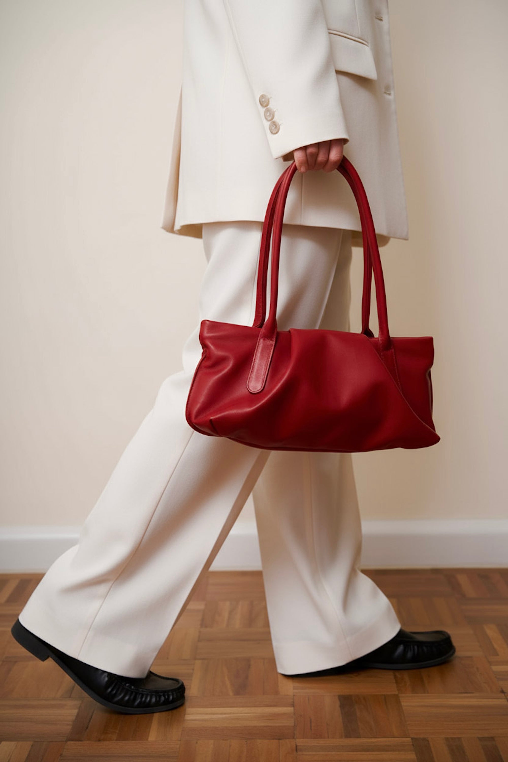 Fold Shoulder Bag in Smooth Red