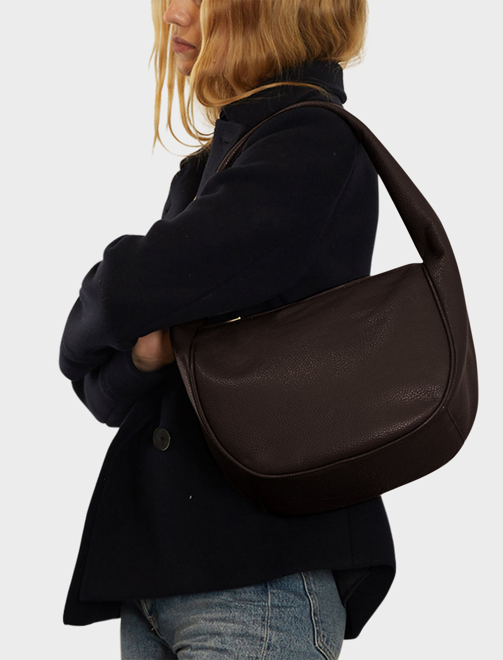 Midi Halo Shoulder Bag in Grain Dark Brown