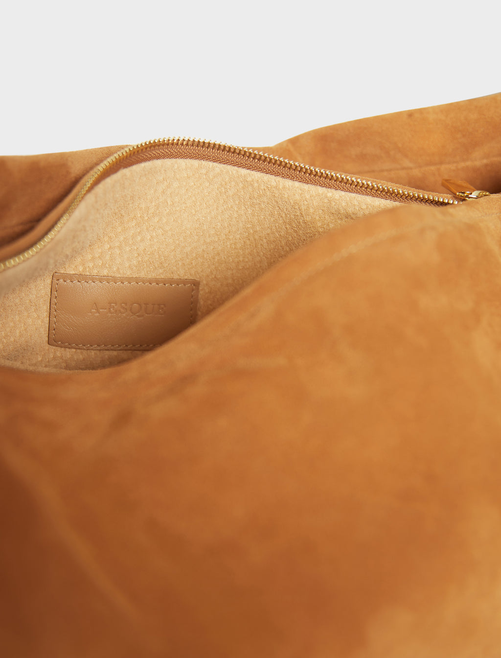 Halo Day Shoulder Bag in Suede Tan