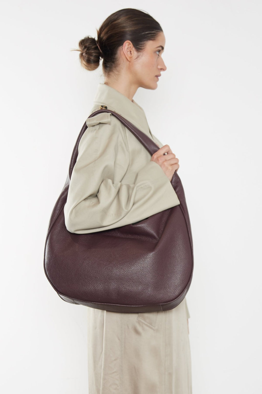 Slimline Halo Shoulder Bag in Grain Burgundy