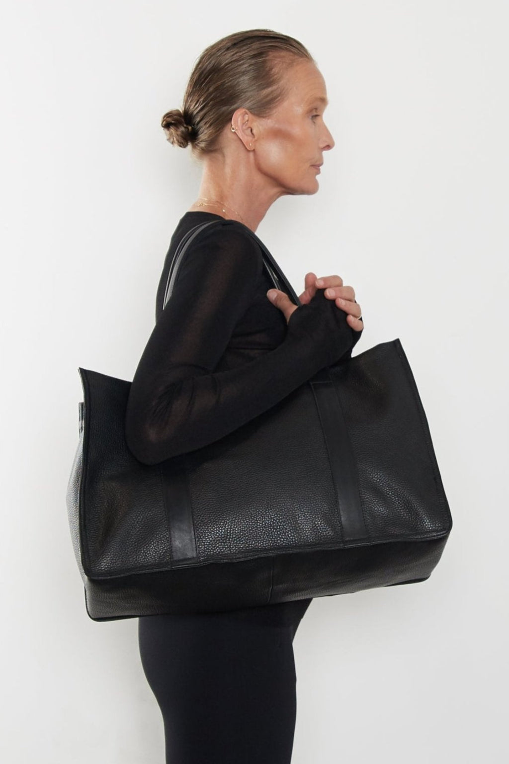 Grocer Deluxe Tote Bag in Black