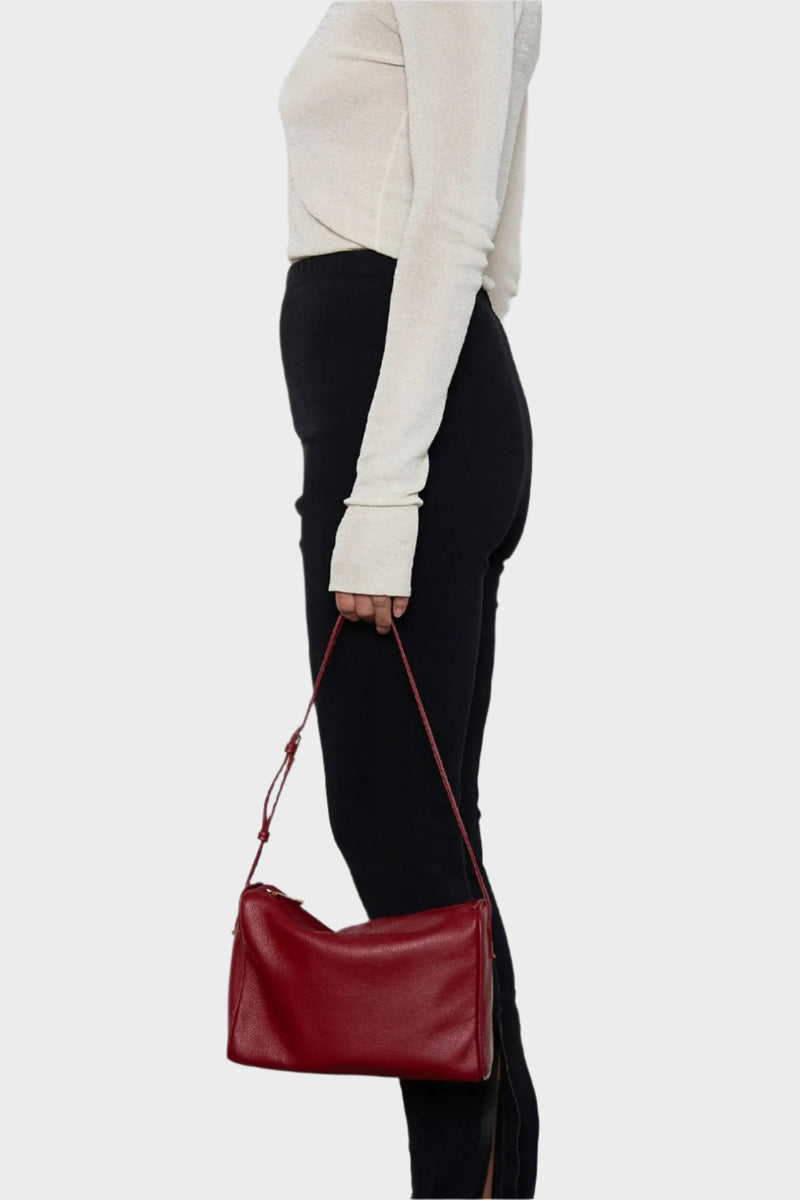 Barrel Shoulder Bag Grain Red