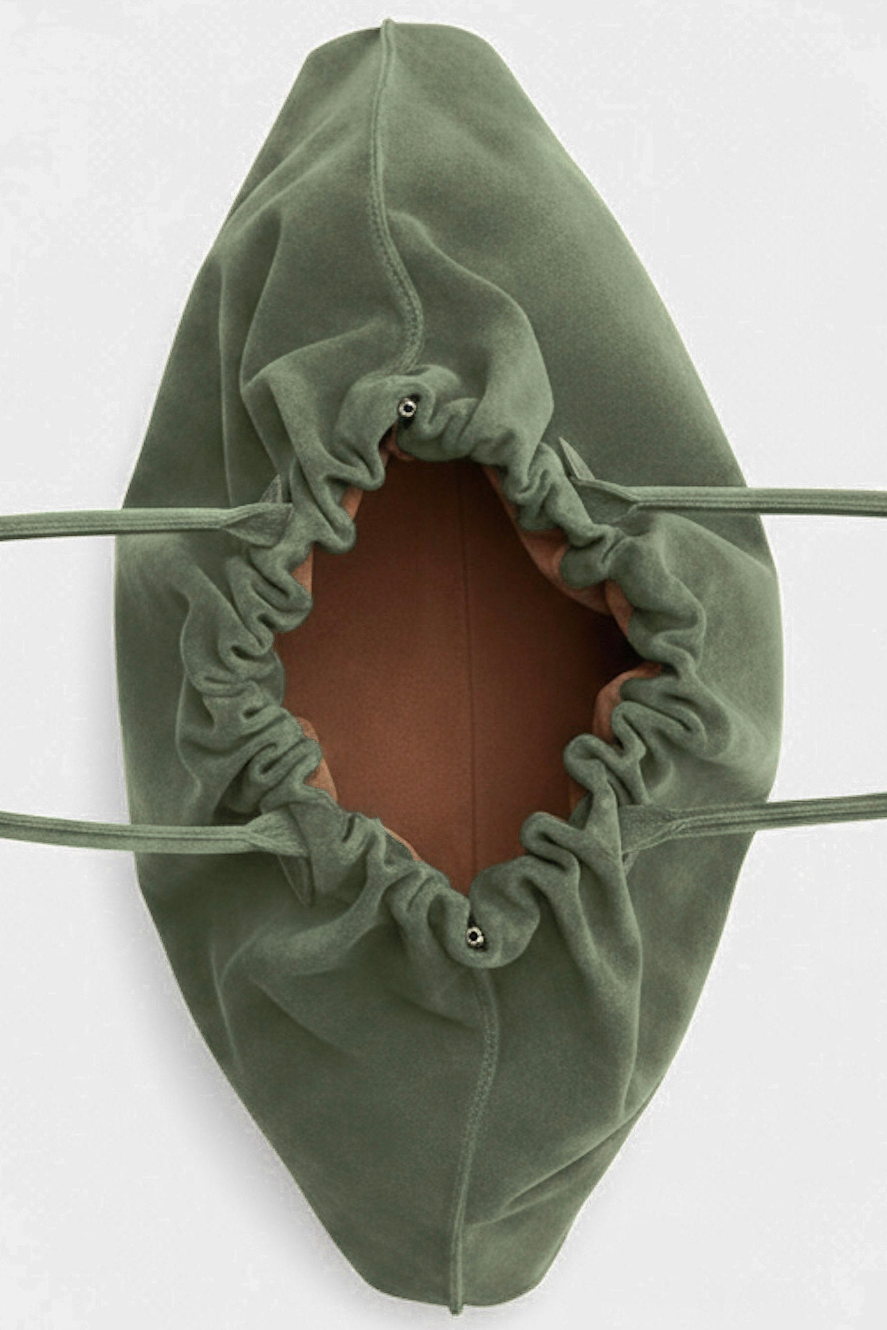 Big Cloud Shoulder Bag in Suede Forest