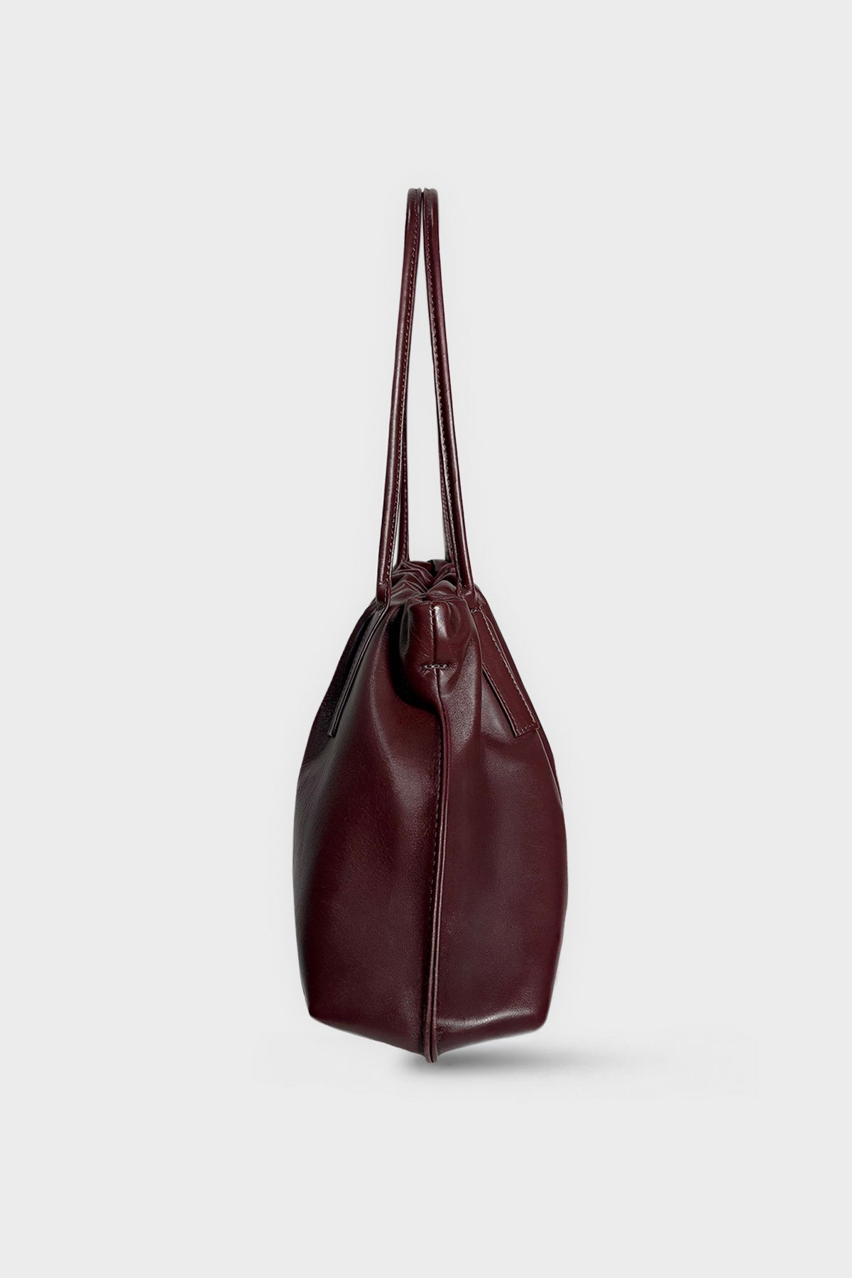 Cloud Shoulder Bag II in Smooth Burgundy