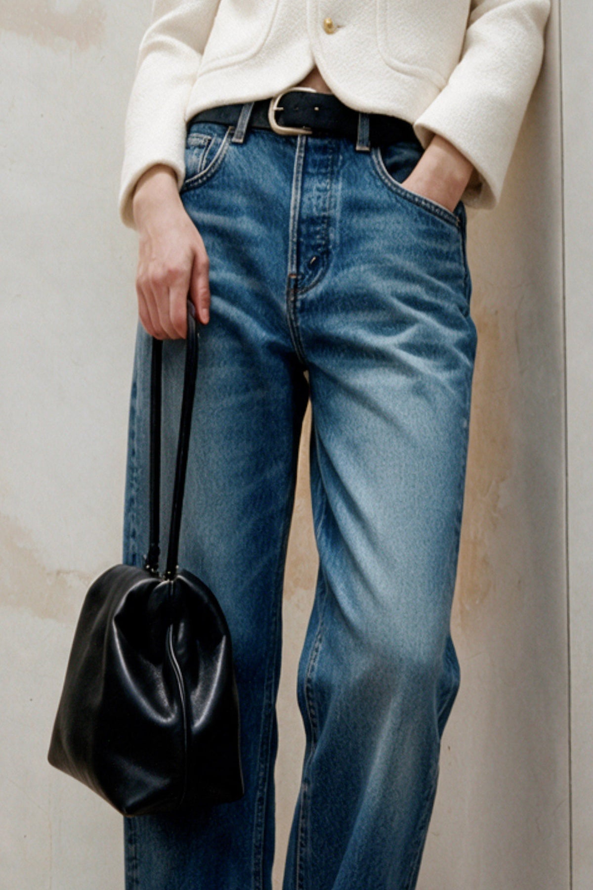 Curve Bag in Smooth Black
