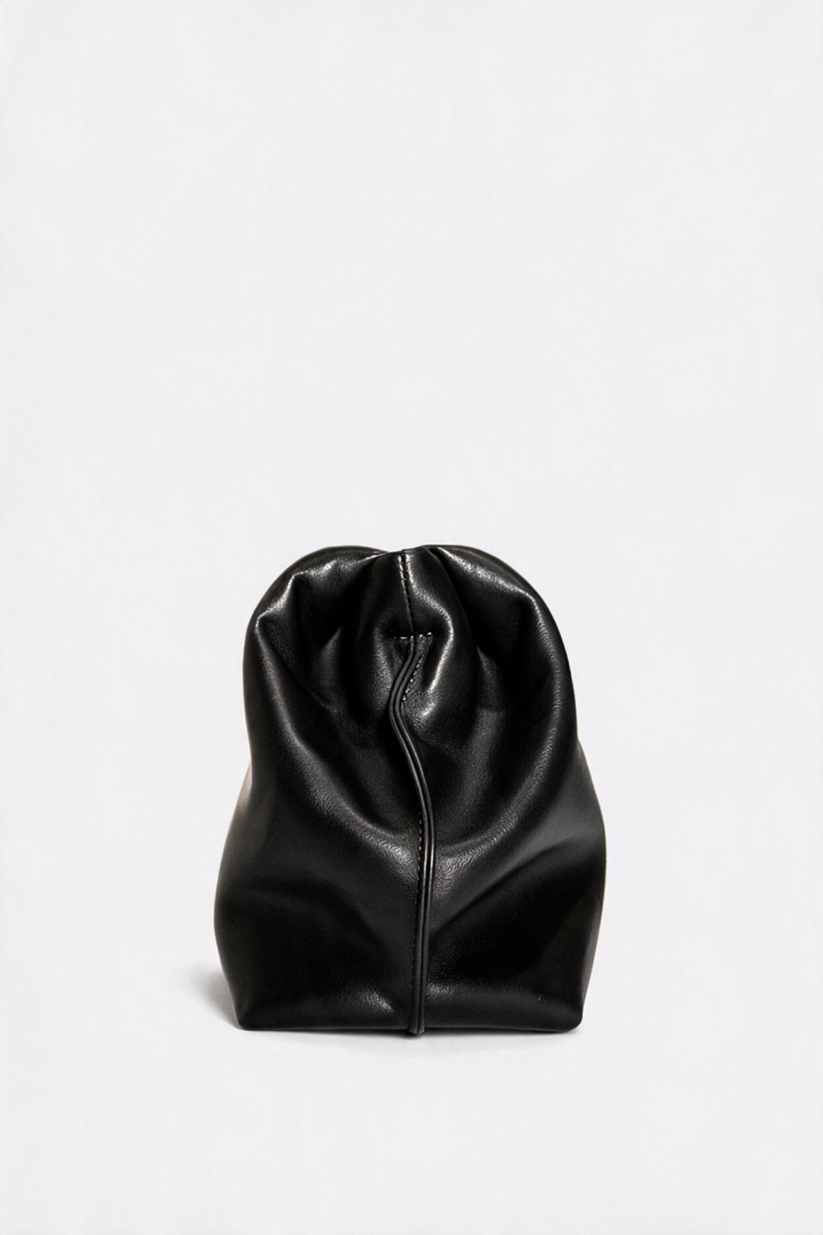 Curve Bag in Smooth Black