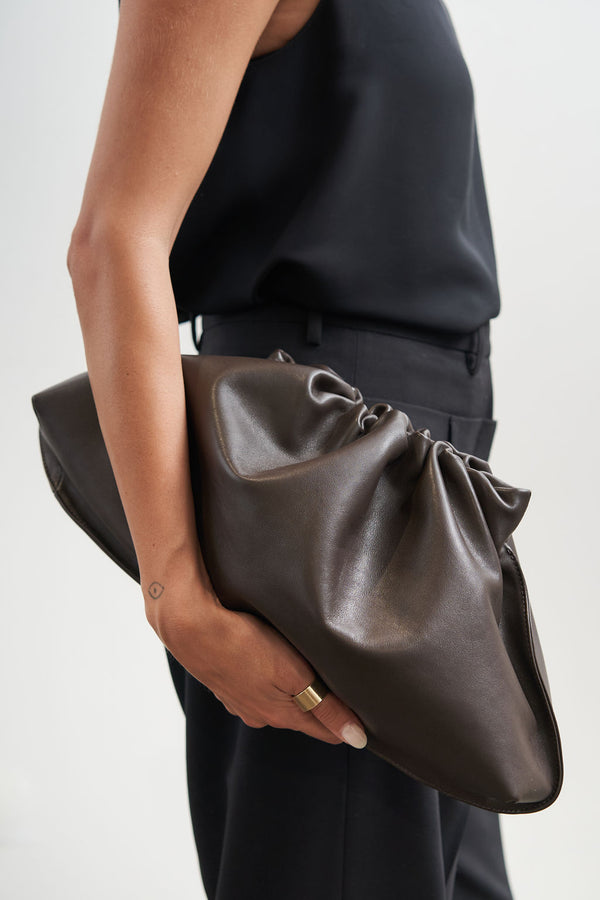 Cloud Clutch Bag in Smooth Dark Brown