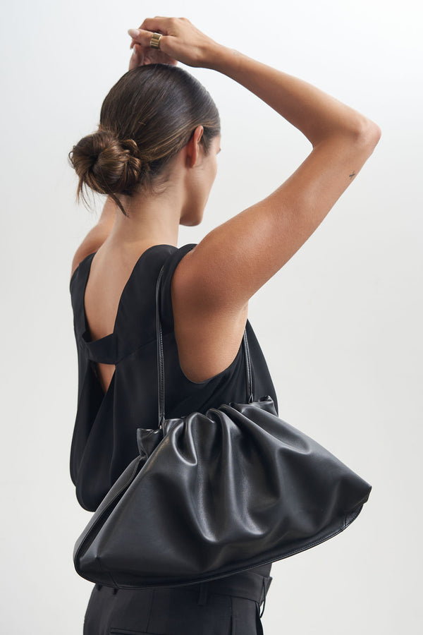 Cloud Clutch Bag in Smooth Black