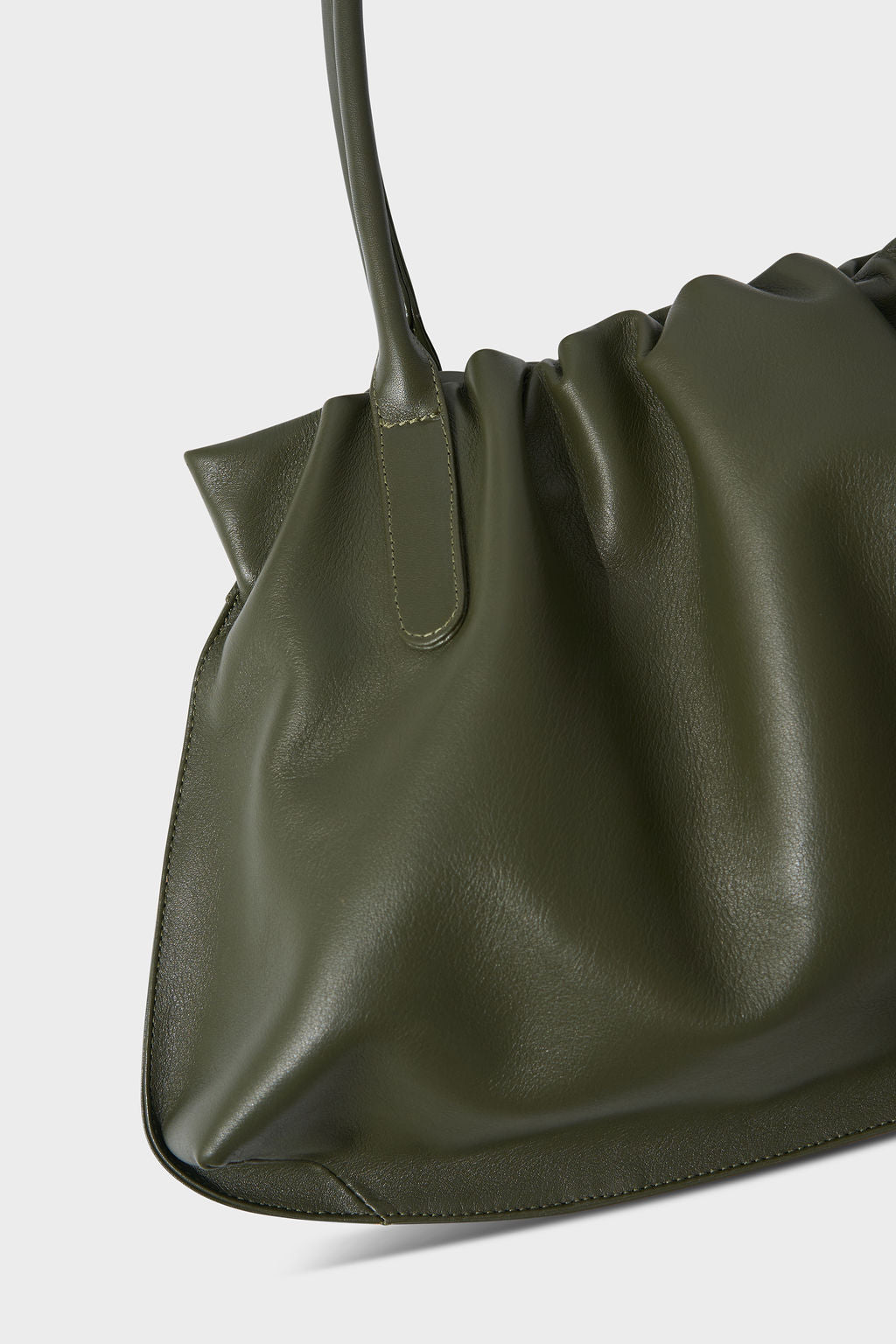 Cloud Shoulder Bag in Smooth Khaki