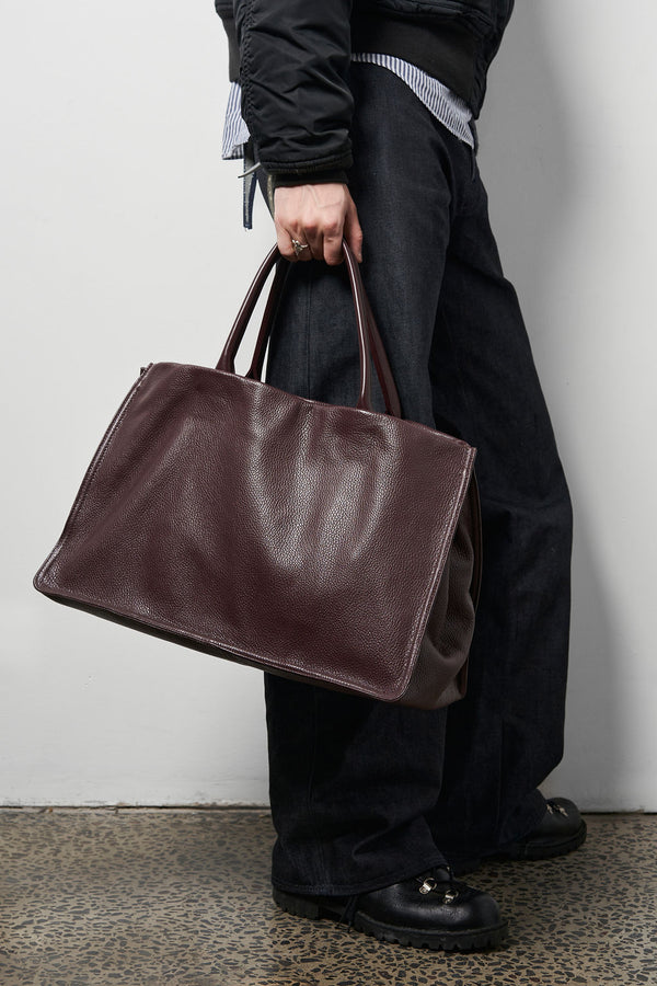 Junior Suite Tote Bag in Grain Burgundy