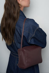 Barrel Shoulder Bag in Grain Burgundy